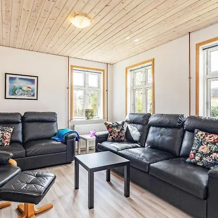 6 Person In Rudkobing-by Traum * Spodsbjerg