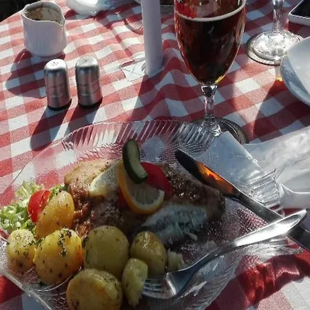 6 Person In Rudkobing-by Traum *